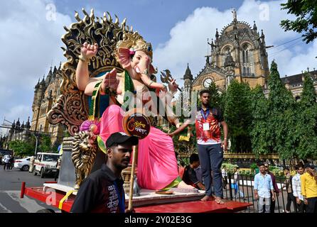 Mumbai, Inde. 31 août 2024. MUMBAI, INDE - AOÛT 31 : les dévots ont tenu la procession d'arrivée de 'Fort Cha Lambodar' au CSMT, le 31 août 2024 à Mumbai, Inde. (Photo par Anshuman Poyrekar/Hindustan Times/Sipa USA ) crédit : Sipa USA/Alamy Live News Banque D'Images