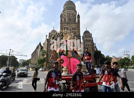 Mumbai, Inde. 31 août 2024. MUMBAI, INDE - AOÛT 31 : les dévots ont tenu la procession d'arrivée de 'Fort Cha Lambodar' au CSMT, le 31 août 2024 à Mumbai, Inde. (Photo par Anshuman Poyrekar/Hindustan Times/Sipa USA ) crédit : Sipa USA/Alamy Live News Banque D'Images