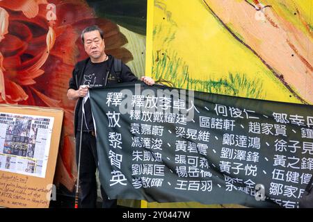 Les manifestants pour la libération de Hong Kong se sont rassemblés à Trafalgar Square pour se souvenir de ceux qui ont été traduits en justice lors de l'incident de 831, qui a conduit à des passages à tabac et à des arrestations massives de personnes le 31 août 2019. Banque D'Images