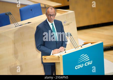 Festakt 75 Jahre CDU/CSU Bundestagsfraktion Friedrich Merz BEI seiner Rede beim Festakt zu 75 Jahre CDU/CSU Bundestagsfraktion im Bonner Plenarsaal, Bonn, 01.09.2024 Bonn Nordrhein-Westfalen Deutschland *** cérémonie des 75 ans du groupe parlementaire CDU CSU Friedrich Merz lors de son discours lors de la cérémonie marquant les 75 ans du groupe parlementaire CDU CSU Bonn, Bonn, 2024, Allemagne, Allemagne Banque D'Images