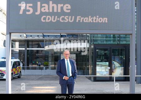 Festakt 75 Jahre CDU/CSU Bundestagsfraktion Friedrich Merz beim Festakt zu 75 Jahre CDU/CSU Bundestagsfraktion im Bonner Plenarsaal, Bonn, 01.09.2024 Bonn Nordrhein-Westfalen Deutschland *** cérémonie des 75 ans du groupe parlementaire CDU CSU Friedrich Merz lors de la cérémonie marquant les 75 ans du groupe parlementaire CDU CSU dans la salle plénière Bonn, Bonn, 01 2024 Bonn, Allemagne Banque D'Images