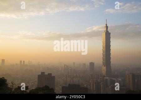 Taipei, Taïwan, 5 janvier 2015 : photographie de la ville de Taipei au coucher du soleil, Asie Banque D'Images