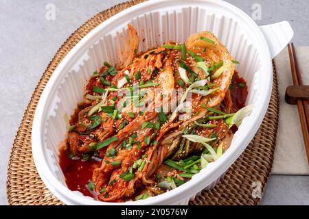 Cuisine coréenne, plats d'accompagnement, poisson, poisson grillé, cuit à la vapeur, saury, maquereau, japchae, codari, jeon, porc sauté, yukgaejang, ragoût de pâte de soja, kimchi Banque D'Images