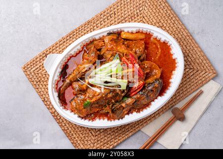 Cuisine coréenne, plats d'accompagnement, poisson, poisson grillé, cuit à la vapeur, saury, maquereau, japchae, codari, jeon, porc sauté, yukgaejang, ragoût de pâte de soja, kimchi Banque D'Images