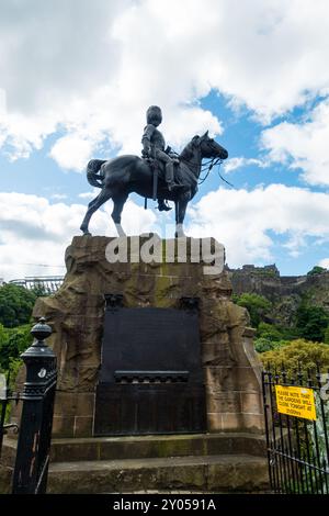 Statue des officiers et sous-officiers des Royal Scots Greys pendant la guerre des Boers 1899-1902. Édimbourg, Écosse, Royaume-Uni. Banque D'Images