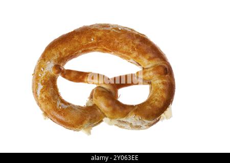 Bretzel beurre devant un fond blanc Banque D'Images