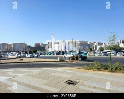 Médine, Arabie Saoudite, juin 27 2024 : la mosquée Masjid Bilal ibn Rabah, située à environ 500 mètres au sud de Masjid Nabawi, la mosquée prophète à Madinah, nom Banque D'Images