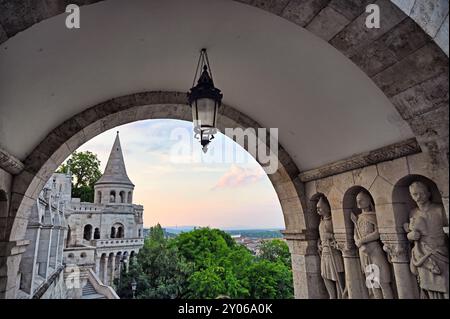 Porte sud du Bastion des pêcheurs (Halaszbastya) à Budapest Banque D'Images