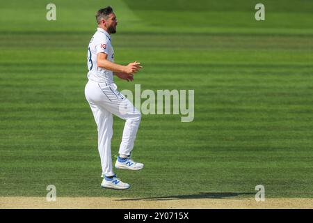 Chris Woakes, de l'Angleterre, réagit après une erreur lors du 2e match de test de Rothesay Angleterre v Sri Lanka jour 4 à Lords, Londres, Royaume-Uni, 1er septembre 2024 (photo par Izzy Poles/News images) à Londres, Royaume-Uni le 9/1/2024. (Photo Izzy Poles/News images/SIPA USA) Banque D'Images