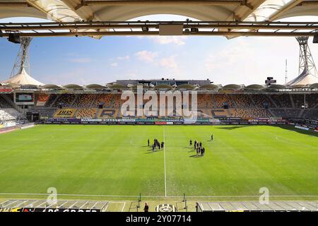 KERKRADE, pays-Bas. 01 Sep, 2024. Football, néerlandais Keuken Kampioen Divisie, Roda JC - de Graafschap, Parkstad Limburg Stadium, saison 2024/2025, aperçu du stade crédit : Pro Shots/Alamy Live News Banque D'Images