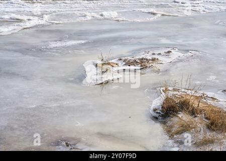 Les rives de l'Elbe près de Magdebourg par une froide journée d'hiver Banque D'Images