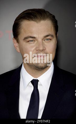 Leonardo DiCaprio lors de la première de la « création » à Los Angeles, qui a eu lieu au Grauman's Chinese Theatre à Hollywood le 13 juillet 2010.Crédit : Lumeimages.c Banque D'Images