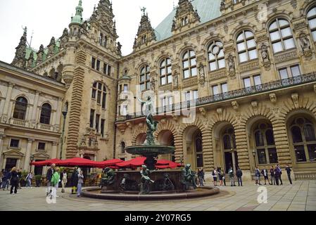 Europe, Allemagne, Hambourg, Hôtel de ville, cour intérieure, la fontaine Hygieia est située dans la cour intérieure de l'hôtel de ville de Hambourg. Il a été intégré Banque D'Images