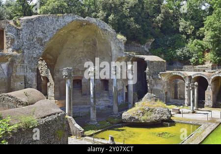 Ruines de Serapeum, les colonnes, Canope Banque D'Images