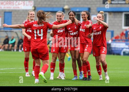 Telford, Royaume-Uni. 01 Sep, 2024. Telford, Angleterre, 1er septembre 2024 : Melissa Johnson (9 Nottingham Forest) célèbre son coup de force lors du match de la FA Womens National League entre Wolverhampton Wanderers et Nottingham Forest au SEAH Stadium de Telford, Angleterre (Natalie Mincher/SPP) crédit : SPP Sport Press photo. /Alamy Live News Banque D'Images