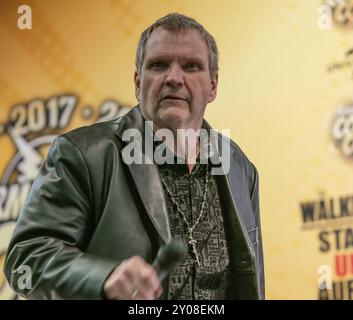 DORTMUND, ALLEMAGNE, 8 décembre 2019 : Meat Loaf (*1947, musicien, chanteur, compositeur, producteur de disques et acteur américain, The Rocky Horror Picture Sho Banque D'Images