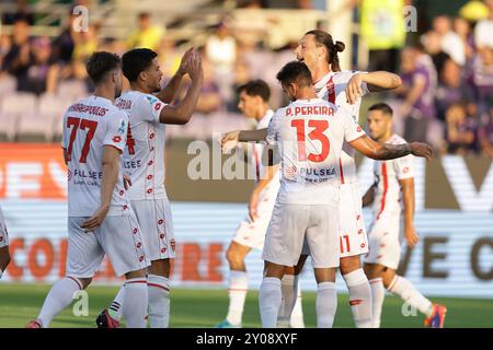 Milan Djuric, l’attaquant bosniaque de Monza, célèbre après avoir marqué un but lors du match de Serie A Fiorentina vs Monza au stade Artemio franchi le 31 septembre 2024 à Florence. Banque D'Images