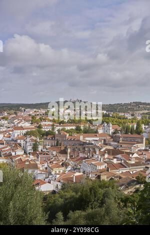 Vue de la ville de Montemor o Novo depuis le château de l'Alentejo, Portugal, Europe Banque D'Images