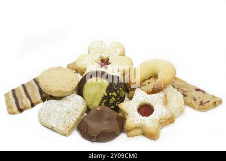 Sélection de biscuits de Noël sur fond blanc Banque D'Images