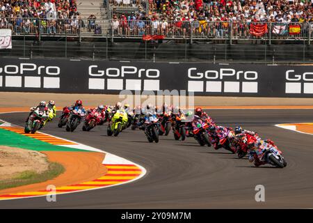 Alvcaniz, ESP. 01 Sep, 2024. Début de course MotoGP lors du Moto Grand Prix GoPro d'Aragon essais libres MotoGP vendredi, MotoGP d'Espagne au circuit Motorland à Alcaniz le 1er septembre 2024 à Alcaniz, Espagne. (Photo de Fabio Averna/Sipa USA) crédit : Sipa USA/Alamy Live News Banque D'Images