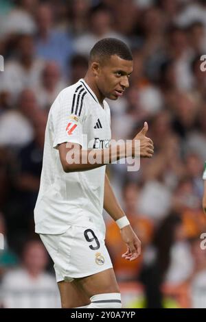 Madrid, Espagne. 01 Sep, 2024. MADRID, ESPAGNE - 1er SEPTEMBRE : Kylian Mbappe, avant central du Real Madrid, réagit lors du match LaLiga EA Sports entre le Real Madrid et le Real Betis au stade Santiago Bernabeu le 1er septembre 2024 à Madrid, Espagne. (Photo de Francisco Macia/photo Players images/Magara Press) crédit : Magara Press SL/Alamy Live News Banque D'Images