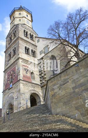 L'église Saint-Michel historique dans Schwaebisch Hall, Allemagne, Europe Banque D'Images