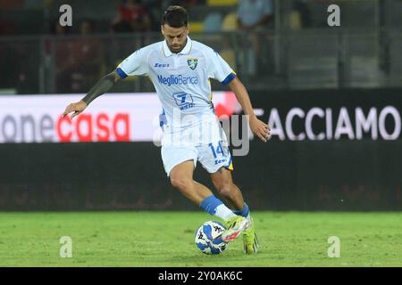 Frosinone, Italie, 18 août ,2024 Francesco Gelli de Frosinone Calcio en action lors du BKT de football entre Frosinone Calcio vs UC Sampdoria Calcio :Agostino Gemito/ Alamy Live News Banque D'Images