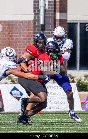 DeKalb, États-Unis. 31 août 2024. Le joueur DE NIU évite les tacles lors de l'ouverture de la saison 2024 de la NCAA pour les Huskies de l'Université Northern Illinois vs Western Illinois University Leathernecks au Huskie Stadium le 31 2024 août score final : NIU - 54, WIU 15 (photo de Raj Chavda/Sipa USA) crédit : Sipa USA/Alamy Live News Banque D'Images