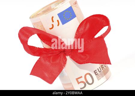 Paquet d'argent avec 50 ? apparaissent sur un fond blanc Banque D'Images