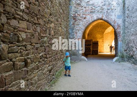 Hrad Pernstejn, République tchèque -20 août 2024 : Château dans la région du Morav Sud Banque D'Images