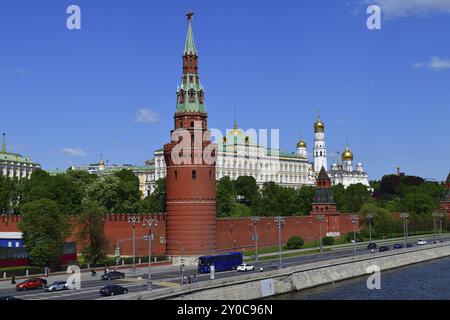 Remblai du Kremlin au printemps à Moscou, Russie, Europe Banque D'Images