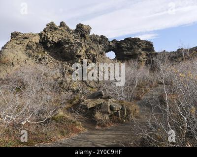 Formation de tuf dans le champ de lave de Dimmuborgir au lac Myvatn en Islande Banque D'Images