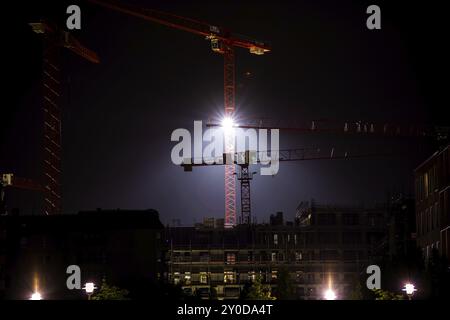 Chantier de construction de Berlin la nuit Banque D'Images