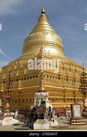 Shwemawdaw Pagode à Bago au Myanmar Banque D'Images