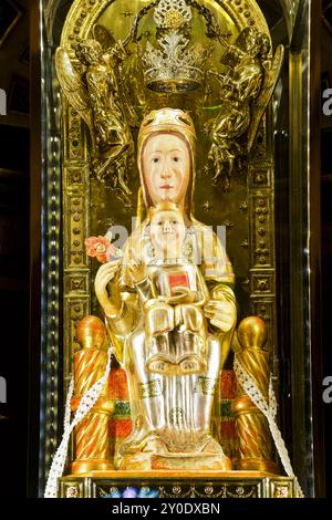 Sculpture de la Vierge et de l'enfant, Sant Salvador de S'almudaina, XIVe siècle. Arta. Majorque. Îles Baléares. Espagne Banque D'Images