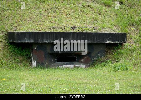 Ludwikowice Klodzkie, Pologne - 10 août 2024 - Musée Molke. Usine dynamit souterraine du troisième Reich. Banque D'Images