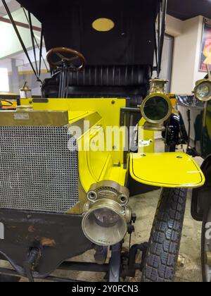 Une automobile Peugeot bois du Bologne 1903 au Musée de l'automobile Club argentin, Buenos Aires en Argentine. Banque D'Images