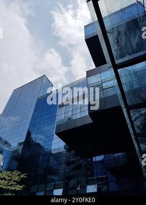 Shenzhen, Chine : aspect architectural de Qianhai Shenzhen Hong Kong Fund Town Banque D'Images