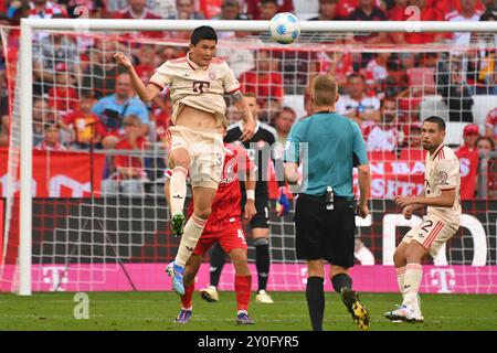 Munich, Deutschland. 01 Sep, 2024. Minjae KIM (FC Bayern Munich), action, titre. Football 1. Bundesliga saison 2024/2025, 2.jour, jour de match 02 FC Bayern Munich - SC Freiburg 2-0 le 1er septembre 2024, ALLIANZAREN A. ? Crédit : dpa/Alamy Live News Banque D'Images