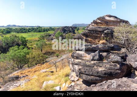 Vue du paysage depuis Nadab Lookout à Ubirr, parc national de Kakadu, autoroute de Kakadu, Jabiru, territoire du Nord, Australie Banque D'Images