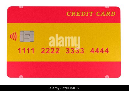 Carte de crédit en plastique en forme de drapeau de l'Espagne isolé sur fond blanc (gros plan) Banque D'Images