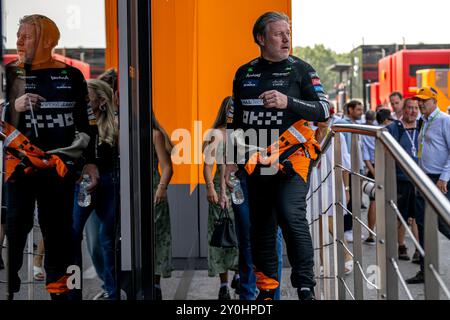 Monza, Italie, 02 septembre 2024, Zak Brown, PDG de l'écurie McLaren F1 assiste à la journée de course, 16e manche du championnat de formule 1 2024. Crédit : Michael Potts/Alamy Live News Banque D'Images