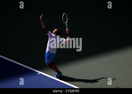 Flushing Meadows, États-Unis. 02 septembre 2024. 02 septembre 2024, Flushing Meadows, US Open : Daniil Medvedev lors de sa quatrième victoire contre Nuno Borges à l'US Open aujourd'hui. Crédit : Adam Stoltman/Alamy Live News Banque D'Images