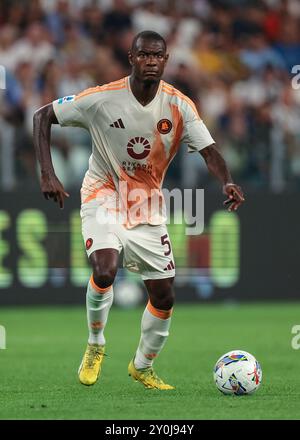 Turin, Italie. 1er septembre 2024. Evan N'Dicka de L'AS Roma lors du match de Serie A au stade Allianz, Turin. Le crédit photo devrait se lire : Jonathan Moscrop/Sportimage crédit : Sportimage Ltd/Alamy Live News Banque D'Images