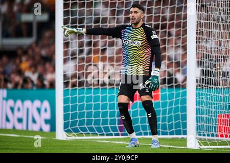 Madrid, Espagne. 03 septembre 2024. MADRID, ESPAGNE - 1er SEPTEMBRE : le gardien de but Rui Silva du Real Betis Balompie regarde pendant le match LaLiga EA Sports entre le Real Madrid et le Real Betis au stade Santiago Bernabeu le 1er septembre 2024 à Madrid, Espagne. (Photo de Francisco Macia/photo Players images/Magara Press) crédit : Magara Press SL/Alamy Live News Banque D'Images