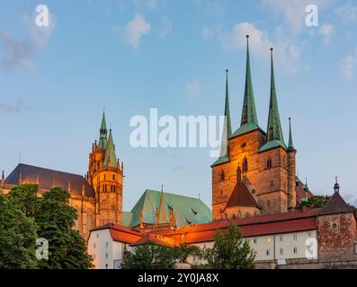 Erfurt : cathédrale d'Erfurt (à gauche) et église Saint-Severus à , Thüringen, Thuringe, Allemagne Banque D'Images