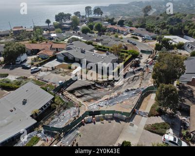 Rancho Palos Verdes, États-Unis. 02 septembre 2024. L'électricité et le gaz ont été coupés à 140 maisons dans la zone Seaview de Rancho Palos Verdes en raison de l'activité du toboggan. Les maisons supplémentaires dans la région seront également coupées de courant, et il y a des évacuations obligatoires en raison de la possibilité que la zone glisse dans la mer. 9/2/2024 Rancho Palos Verdes, CA., USA (photo de Ted Soqui/Sipa photo USA) crédit : Sipa USA/Alamy Live News Banque D'Images