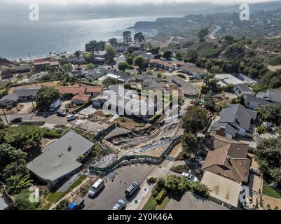 Rancho Palos Verdes, États-Unis. 02 septembre 2024. L'électricité et le gaz ont été coupés à 140 maisons dans la zone Seaview de Rancho Palos Verdes en raison de l'activité du toboggan. Les maisons supplémentaires dans la région seront également coupées de courant, et il y a des évacuations obligatoires en raison de la possibilité que la zone glisse dans la mer. 9/2/2024 Rancho Palos Verdes, CA., USA (photo de Ted Soqui/Sipa photo USA) crédit : Sipa USA/Alamy Live News Banque D'Images