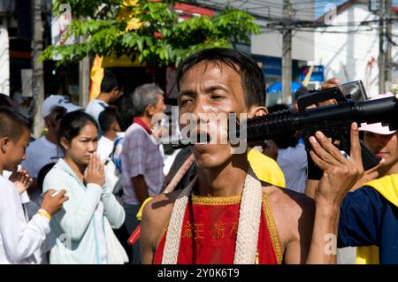 Le festival végétarien unique et bizarre à Phuket, Thaïlande. Banque D'Images