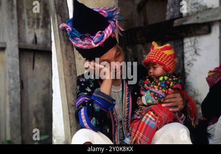 Le peuple Hmong a migré de Chine au Vietnam. ils sont divisés en quelques sous-groupes. Banque D'Images